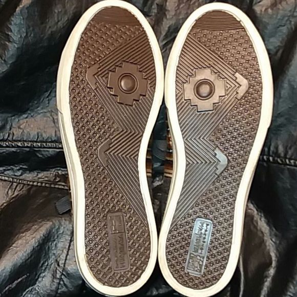 Phuyupata fashion skater shoe sneaker like new - Picture 5 of 13